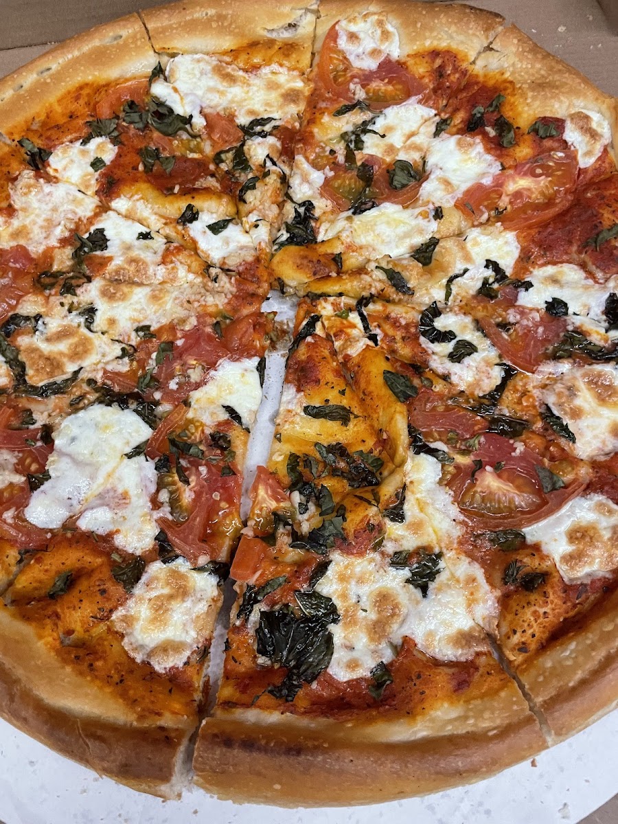 Fratelli's Pizzeria-3