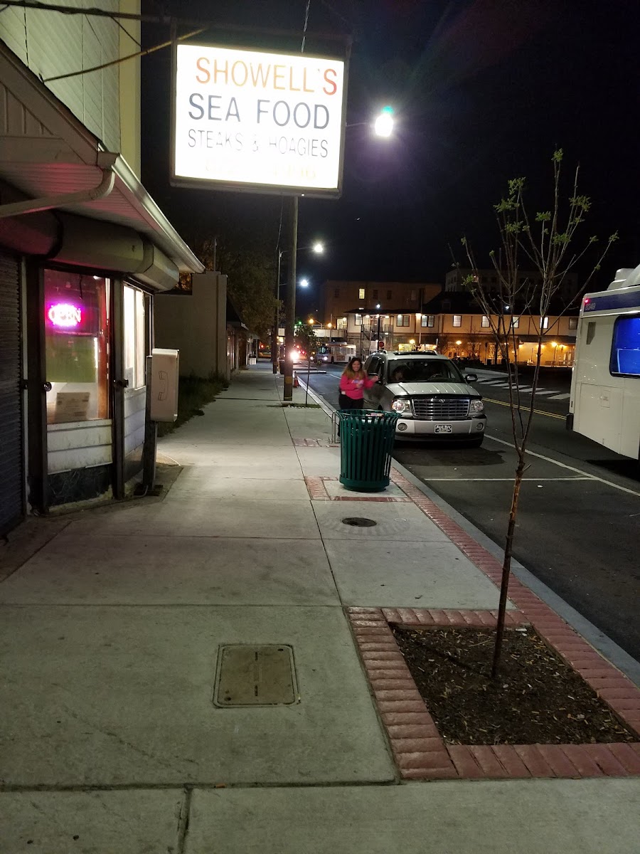 Showell's Seafood-3