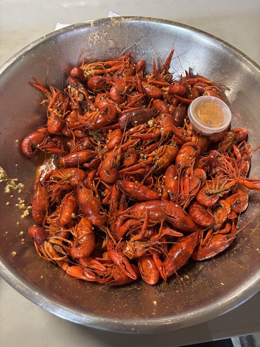 Overall Crawfish and Seafood-2
