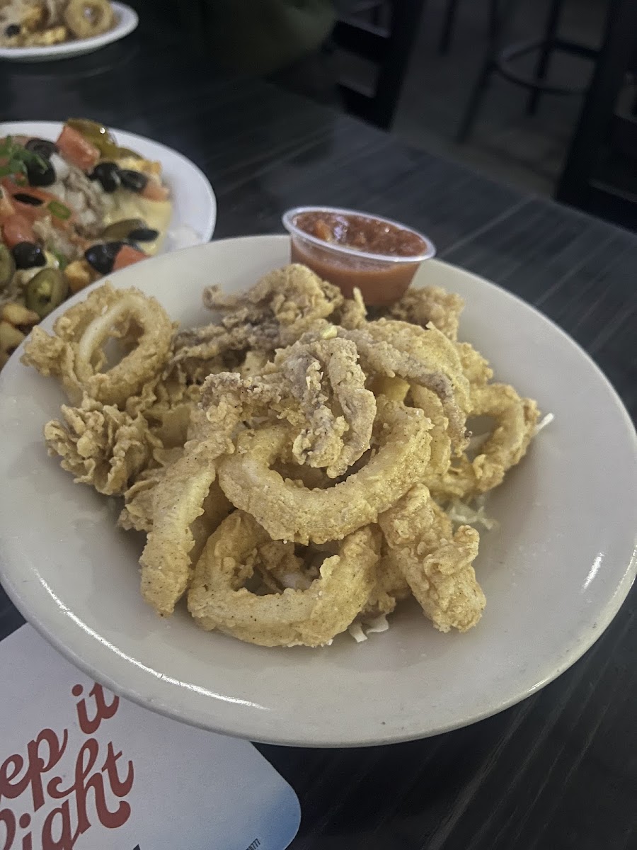 Underdogs Sports Bar & Grill-5