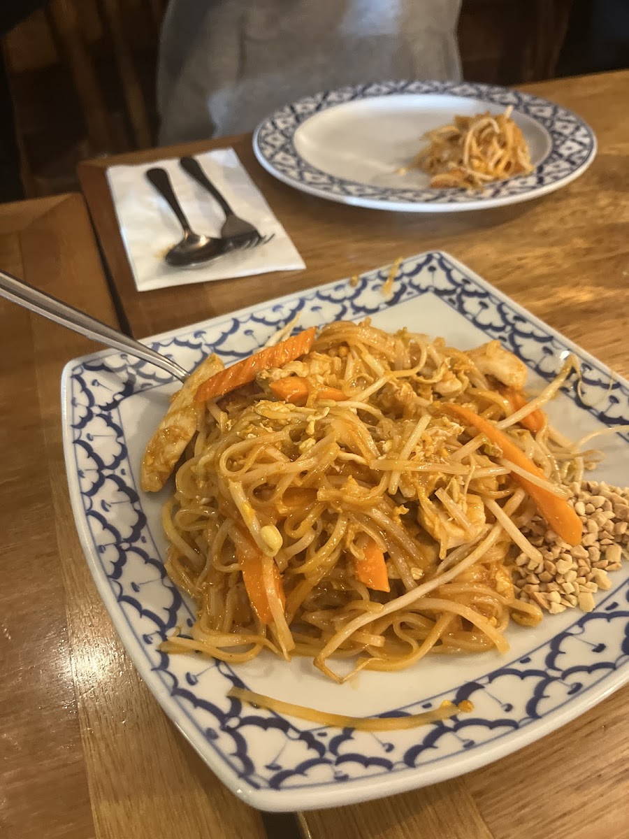 Aroy-D Thai Restaurant-5