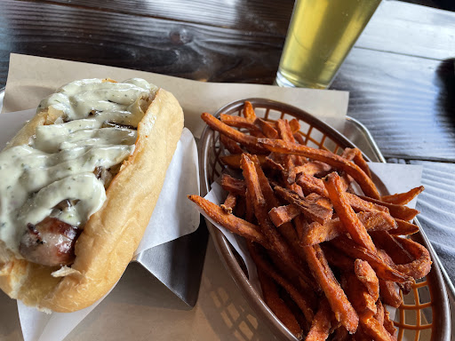 Bangers & Brews - Westside-4