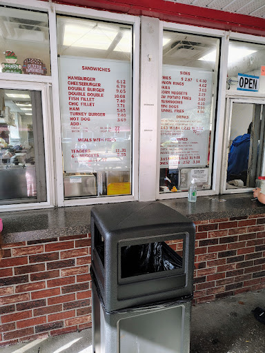 Bev's Better Burgers-3