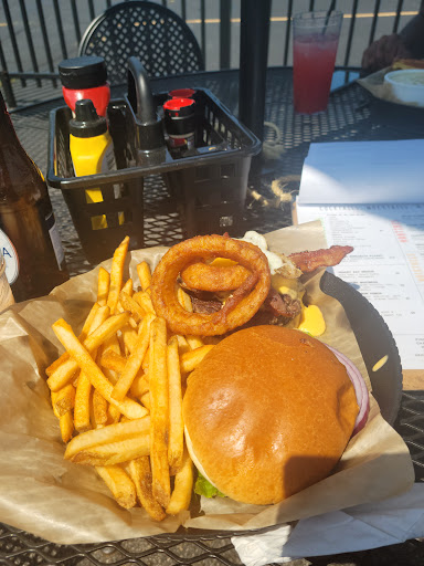 Dock Rotz Tavern-4