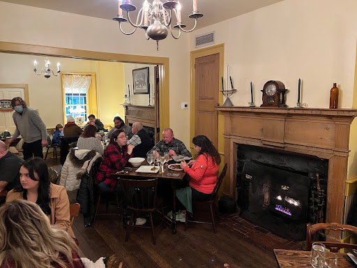 Duffy's Tavern-5