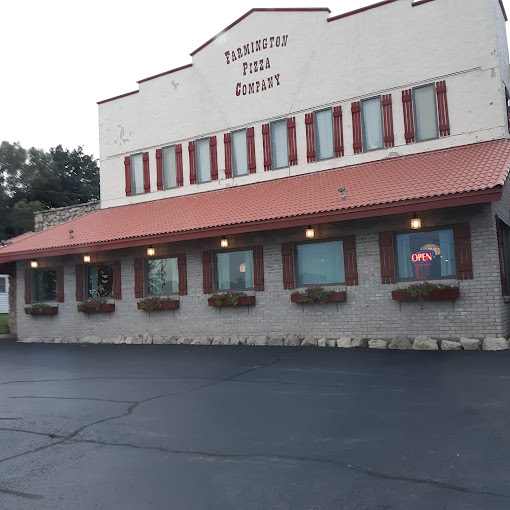Farmington Pizza Company-3