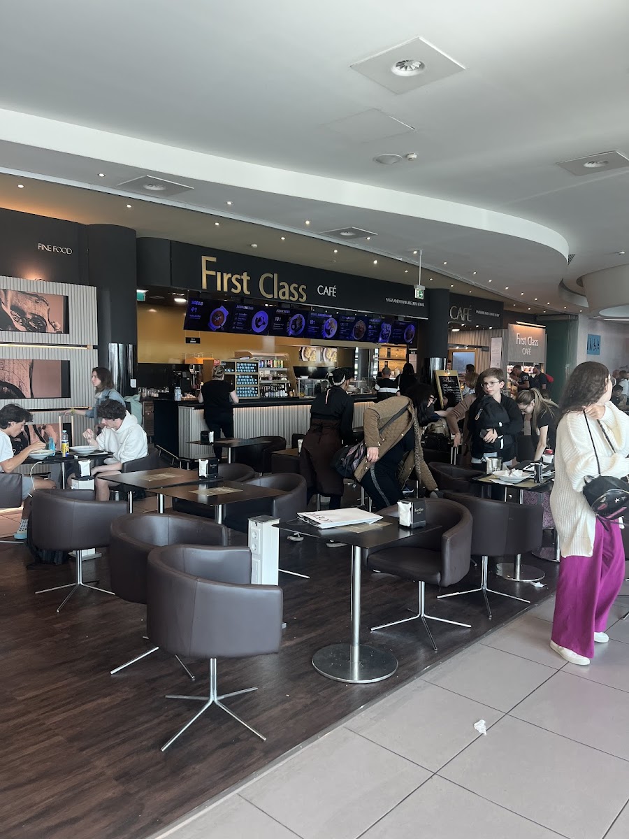 First Class Cafe-3