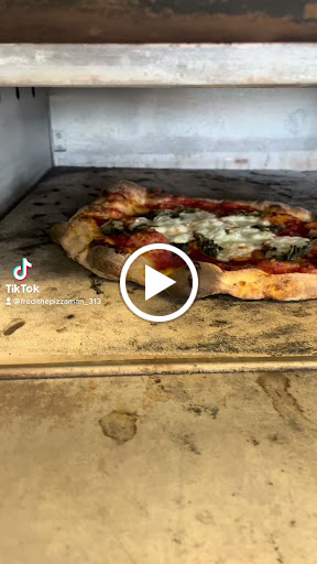 Fredi The PizzaMan-2
