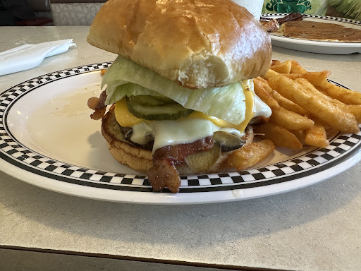 Fredi’s Grill-4