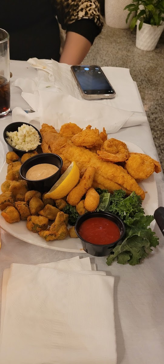 Georgia Deans Restaurant & Bar-5
