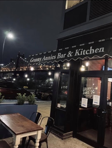 Granny Annie’s Bar And Kitchen