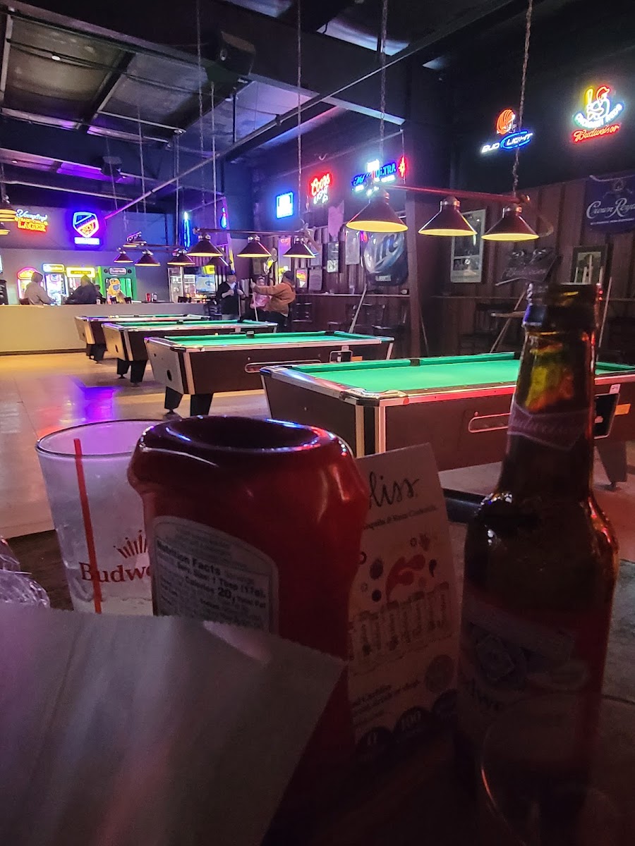 Greenies Restaurant And Bar-3
