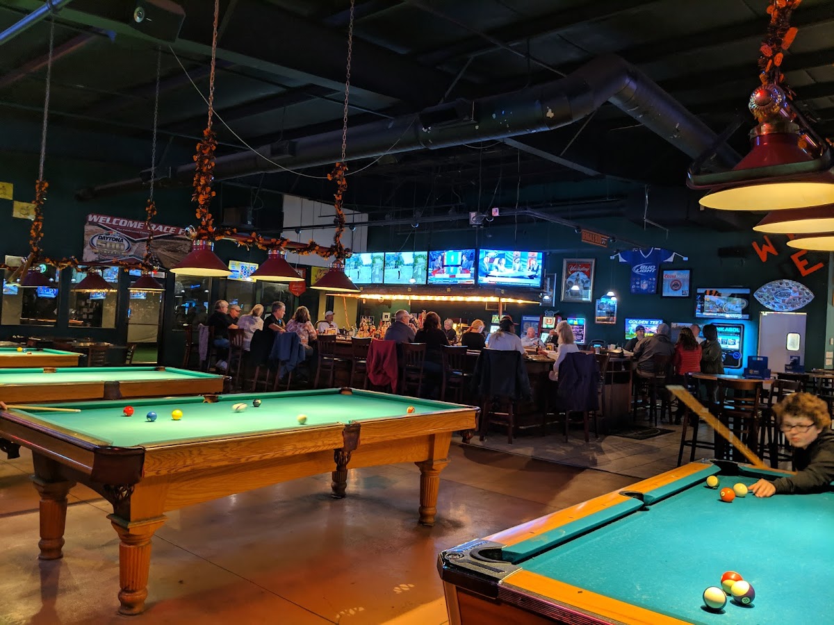 Greenies Restaurant And Bar-4