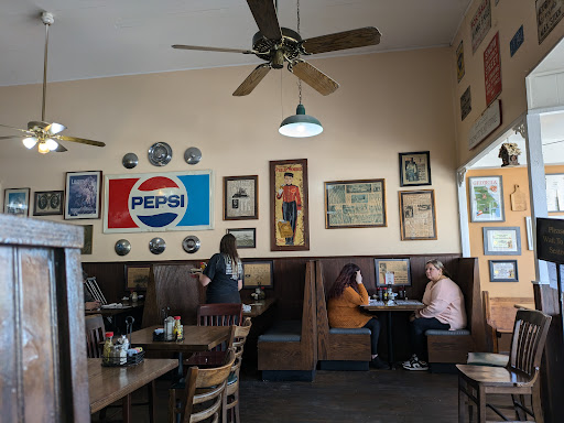 Gritz Family Restaurant-5