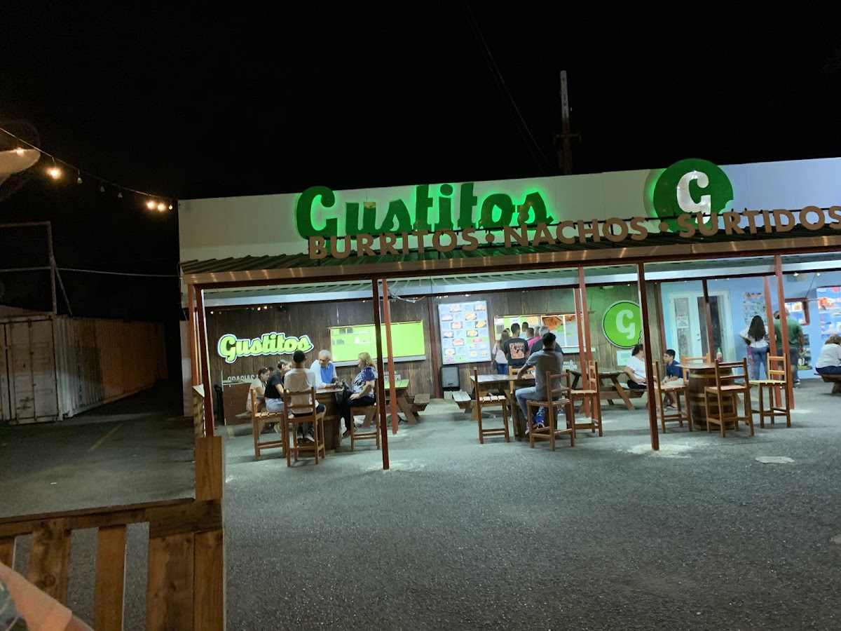 Gustitos Cabo Rojo