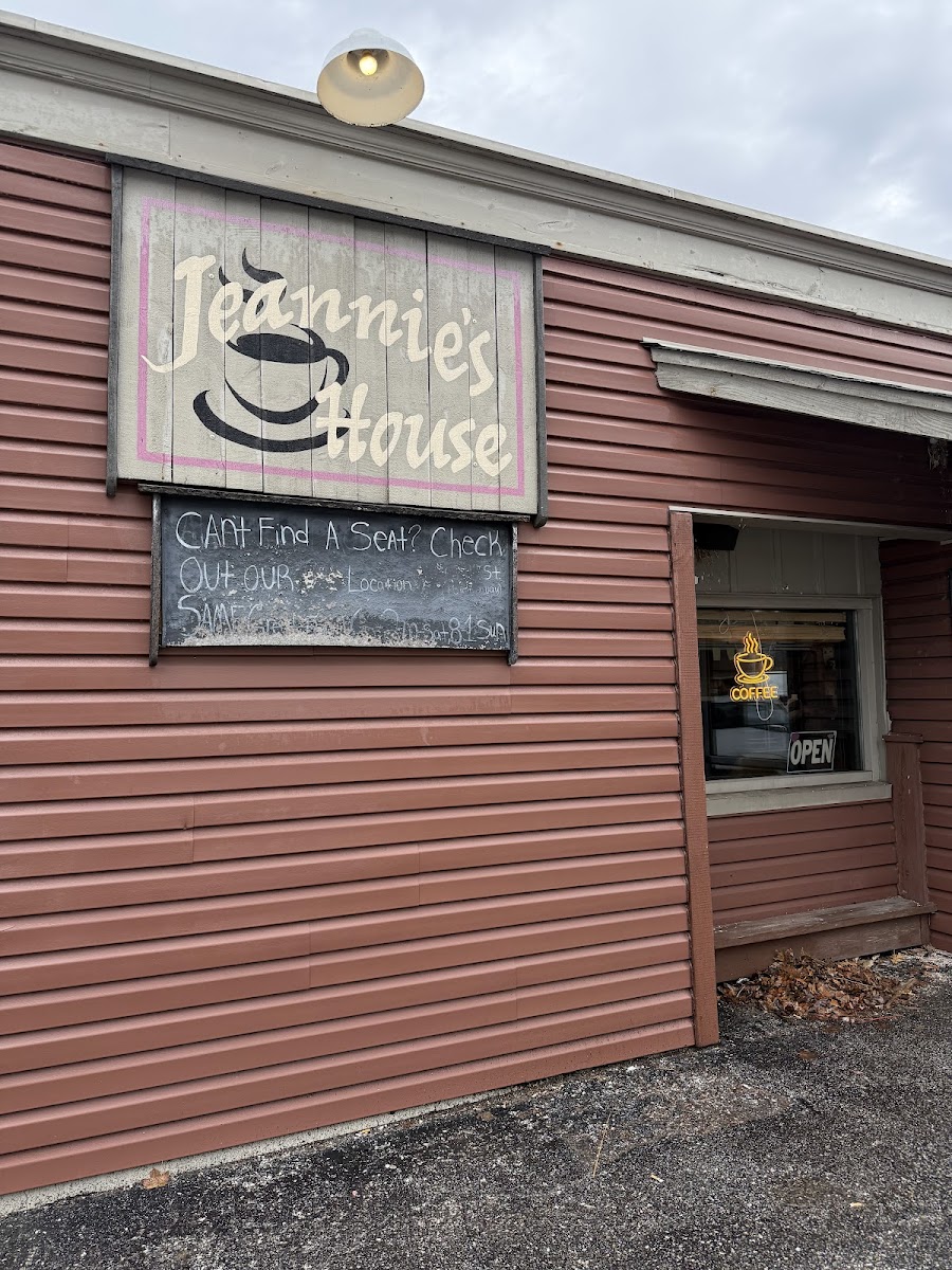Jeannie's House Diner-4
