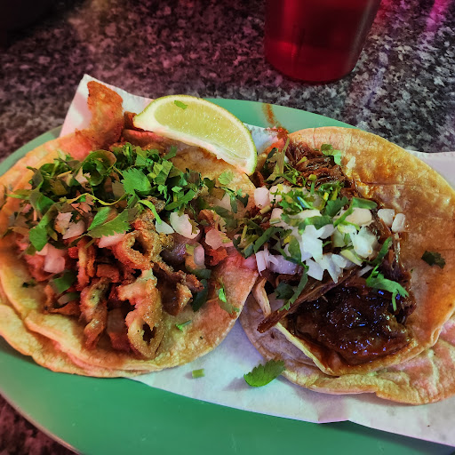 La Mexicana Restaurant & Grocery-3