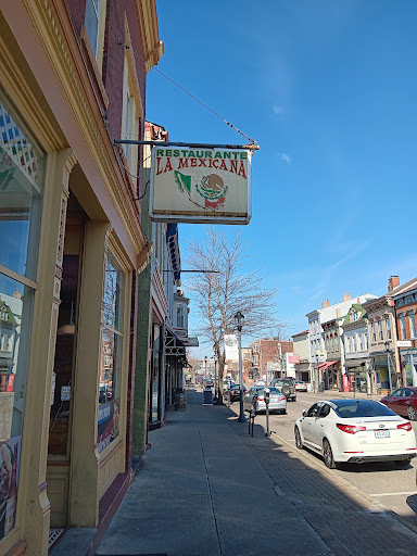 La Mexicana Restaurant & Grocery-5