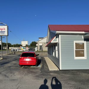 Larry's Restaurant