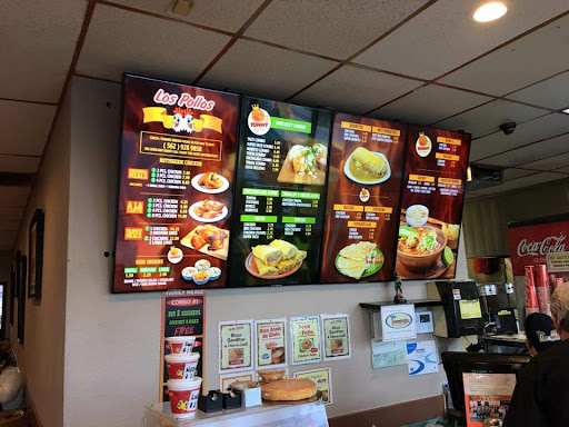 Los Pollos-3