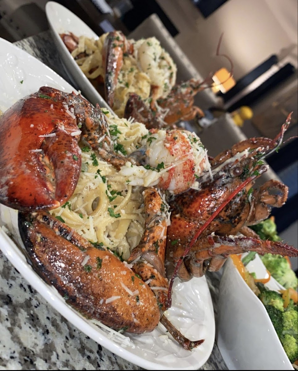 Lounge 8Iv Bar & Grill-5