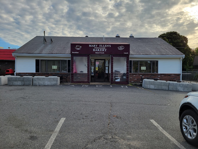 Mary Ellen's Portuguese Bakery