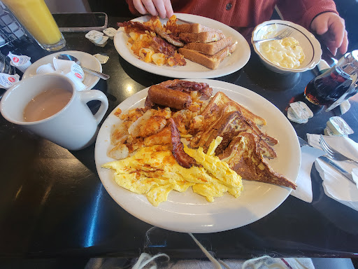 Michael's Diner-5