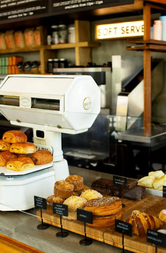 Mom & Pop Coffee Shop-3