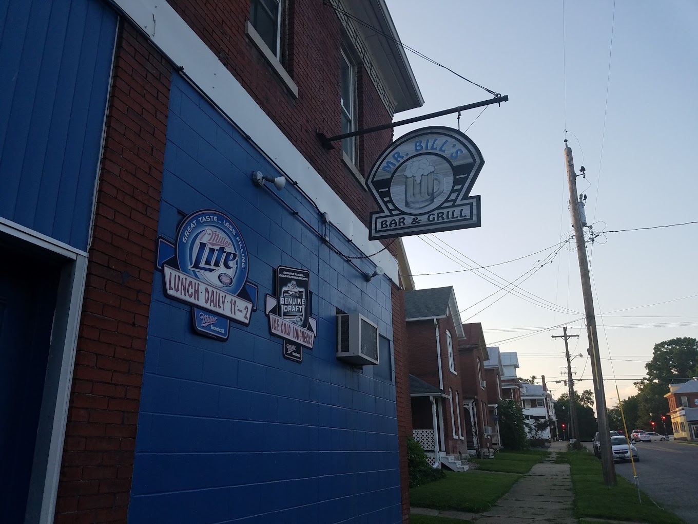 Mr Bills Bar & Grill-2