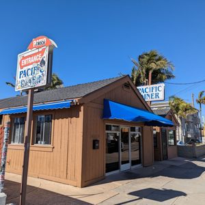 Pacific Diner-2