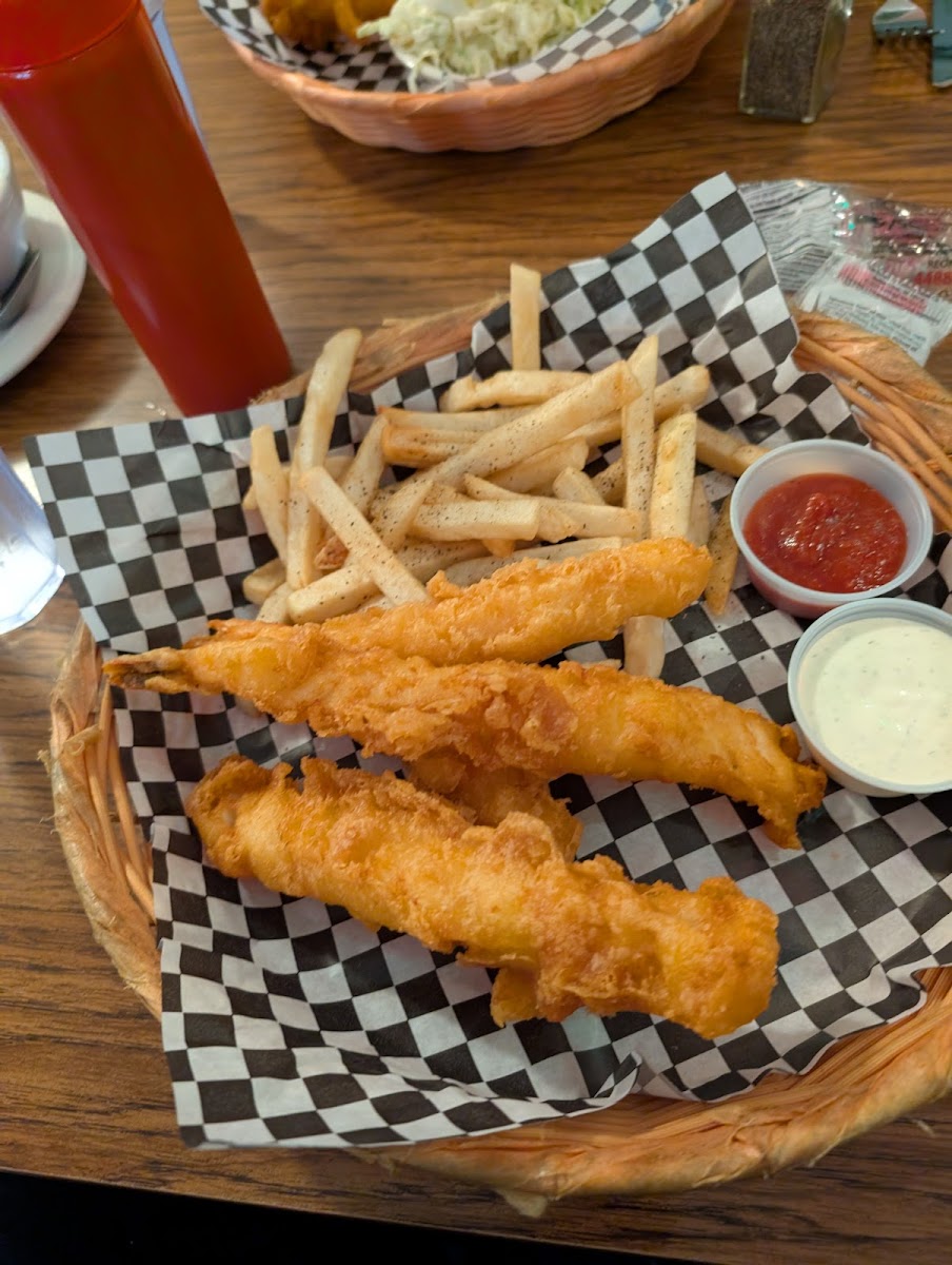Pelican's Roost Fish & Chips-3