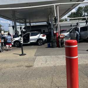Roy's Kwik Korner