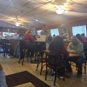 Salty Dog Eatery-5