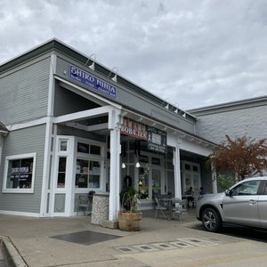 Shiro Ninja Boba Poke Ramen Bar-3