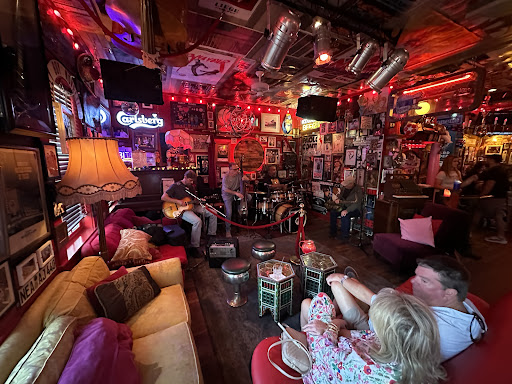 The Red Bar-4