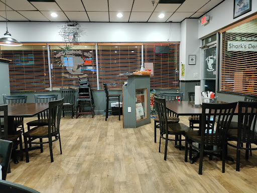 The Shark's Den Sports Bar & Grill-1