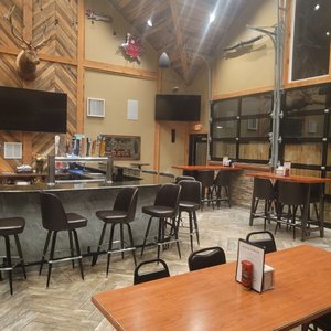 West End Saloon-4
